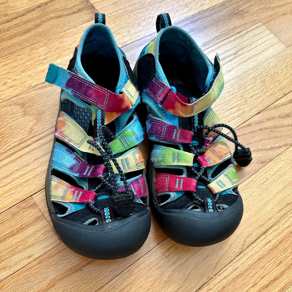 Keen rainbow tie dye sandals size 3